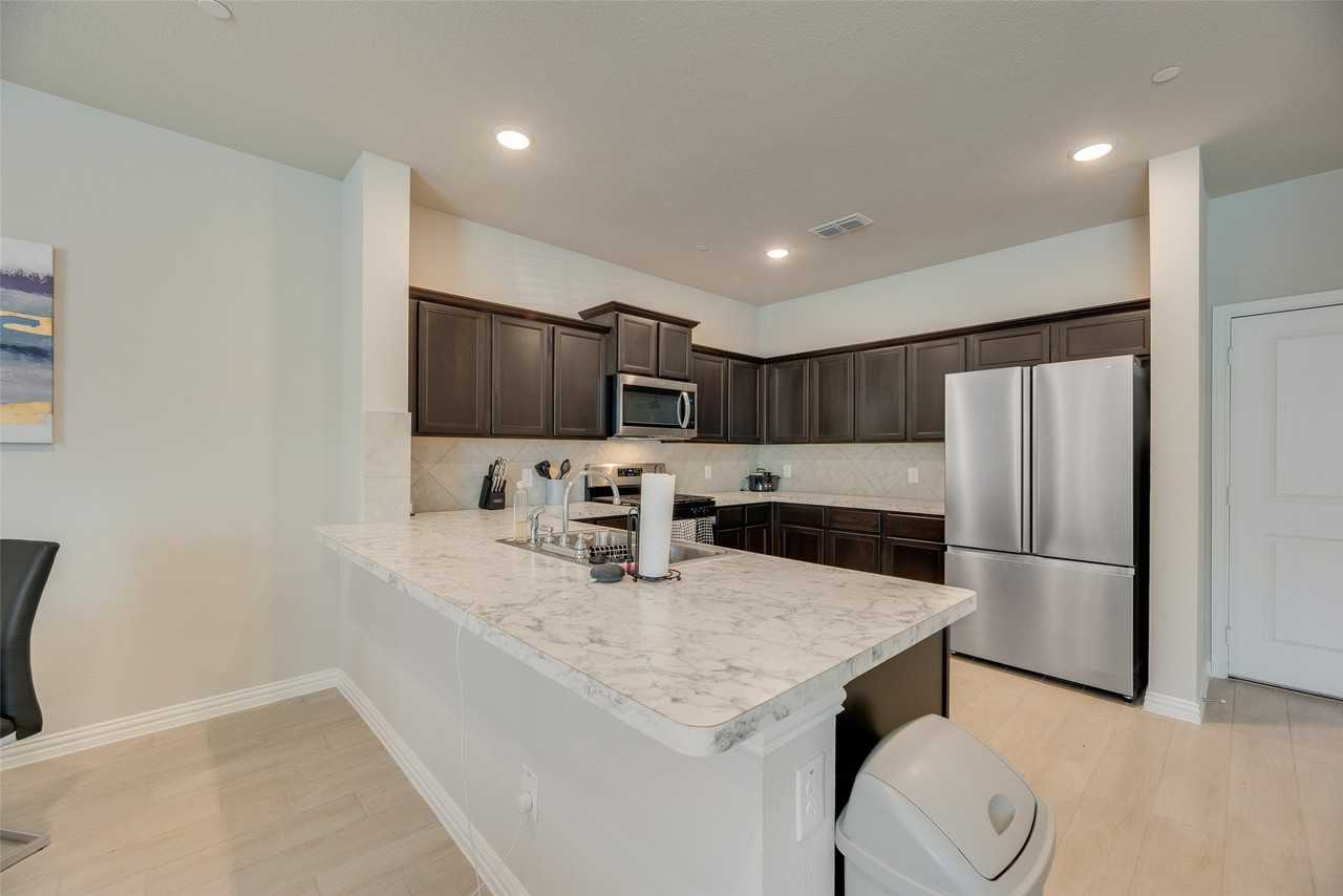 3028 Willow Wood Ct - Photo 7 of 25