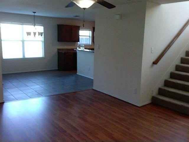 616 Fleming St - Photo 2 of 25