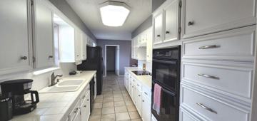 featured image of 2418 Helena Cir