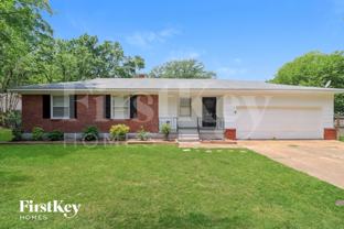3021 Chaucer Ln - Photo 1 of 1