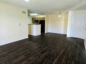 1001 Redwood Ave - Photo 1 of 1