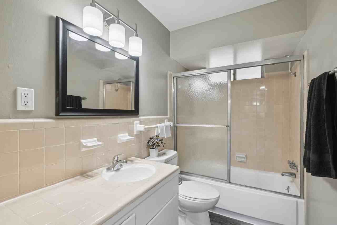6151 E Mockingbird Ln - Photo 6 of 8