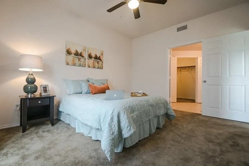 380 Solon Rd - Photo 2 of 12