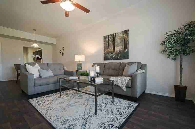 380 Solon Rd - Photo 7 of 12