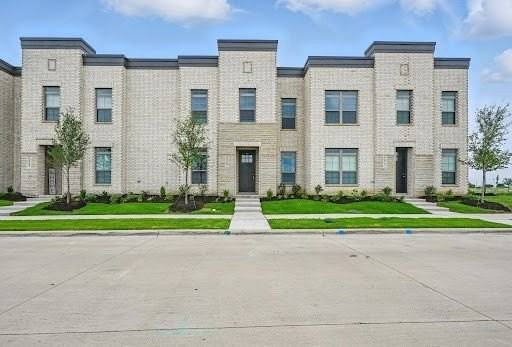 2112 Layla Dr