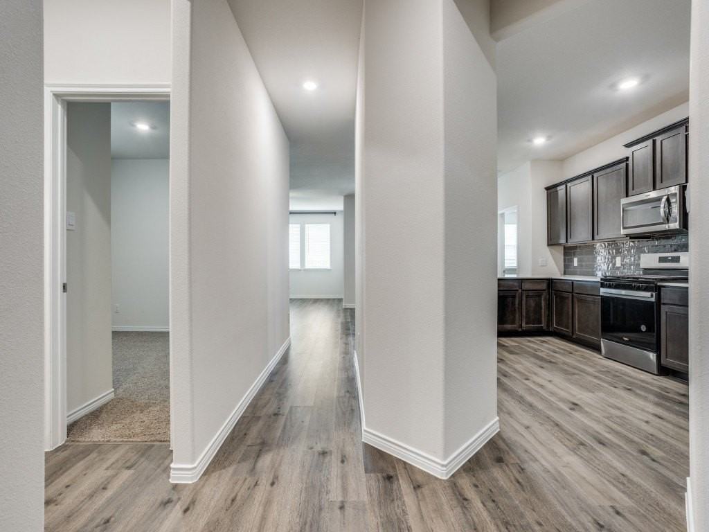 6978 Draper Ln - Photo 5 of 22
