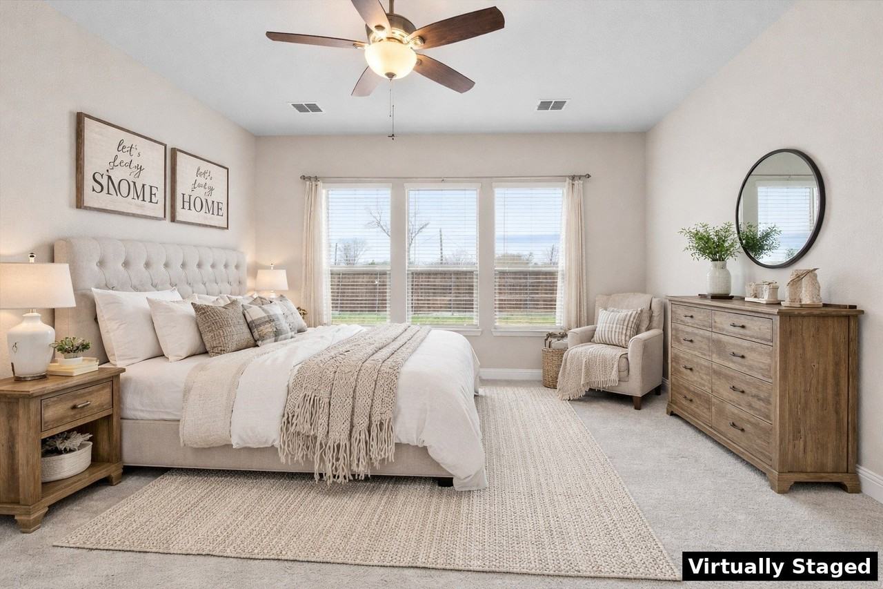 576 Spruce Trl - Photo 4 of 39