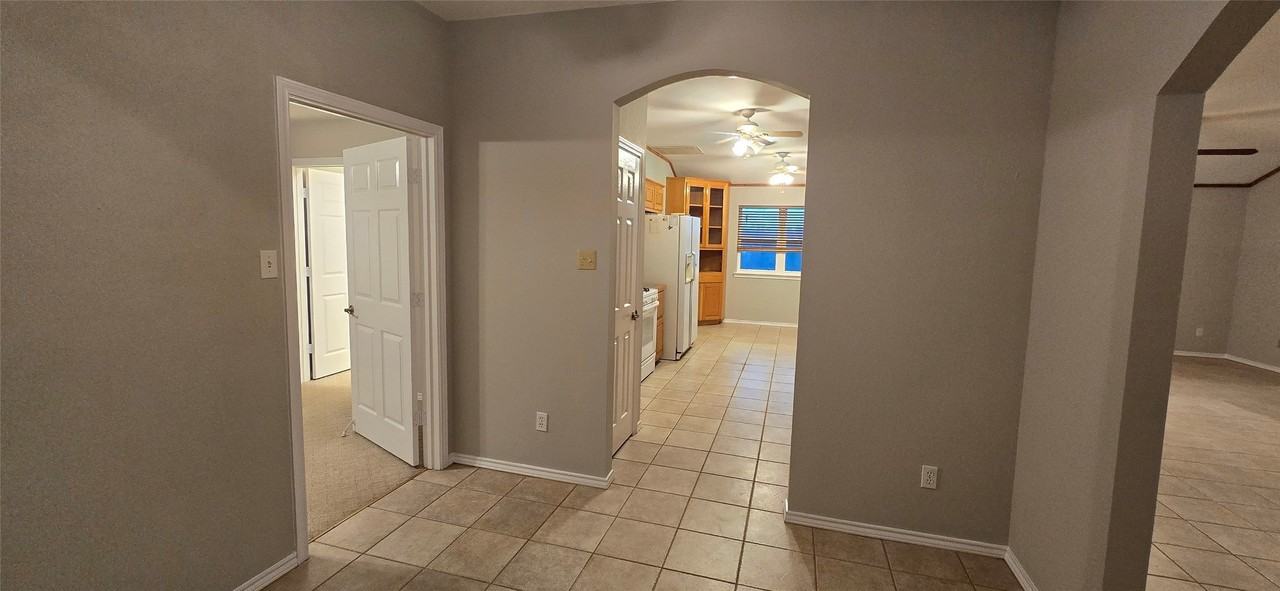 2267 County Road 3025 - Photo 6 of 31
