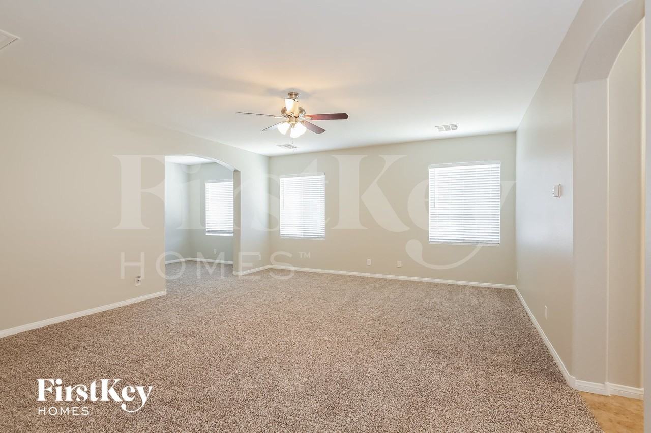 6229 Green Heron St - Photo 7 of 15