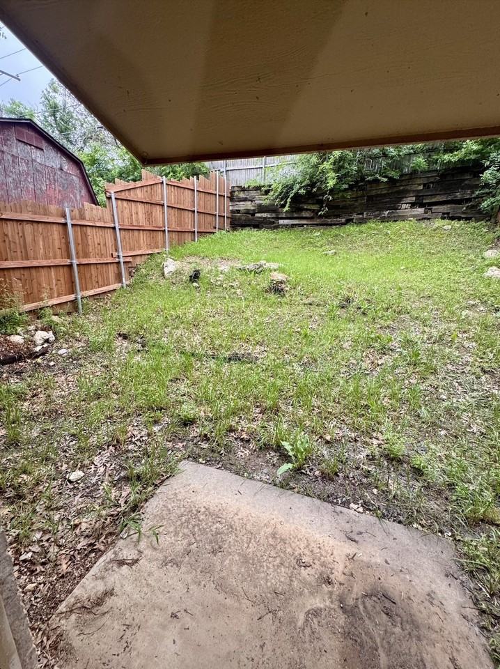 2309 Woodmont Trl - Photo 6 of 15