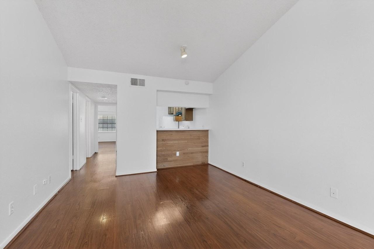8545 Midpark Rd #16 - Photo 5 of 29