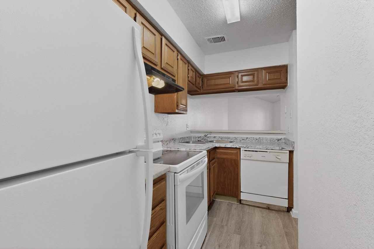 8545 Midpark Rd #16 - Photo 6 of 29