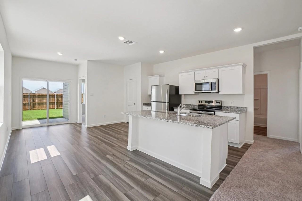 4508 Wood Fern Rd - Photo 3 of 14