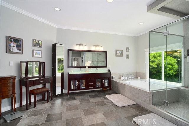 23900 Stagg St - Photo 3 of 8