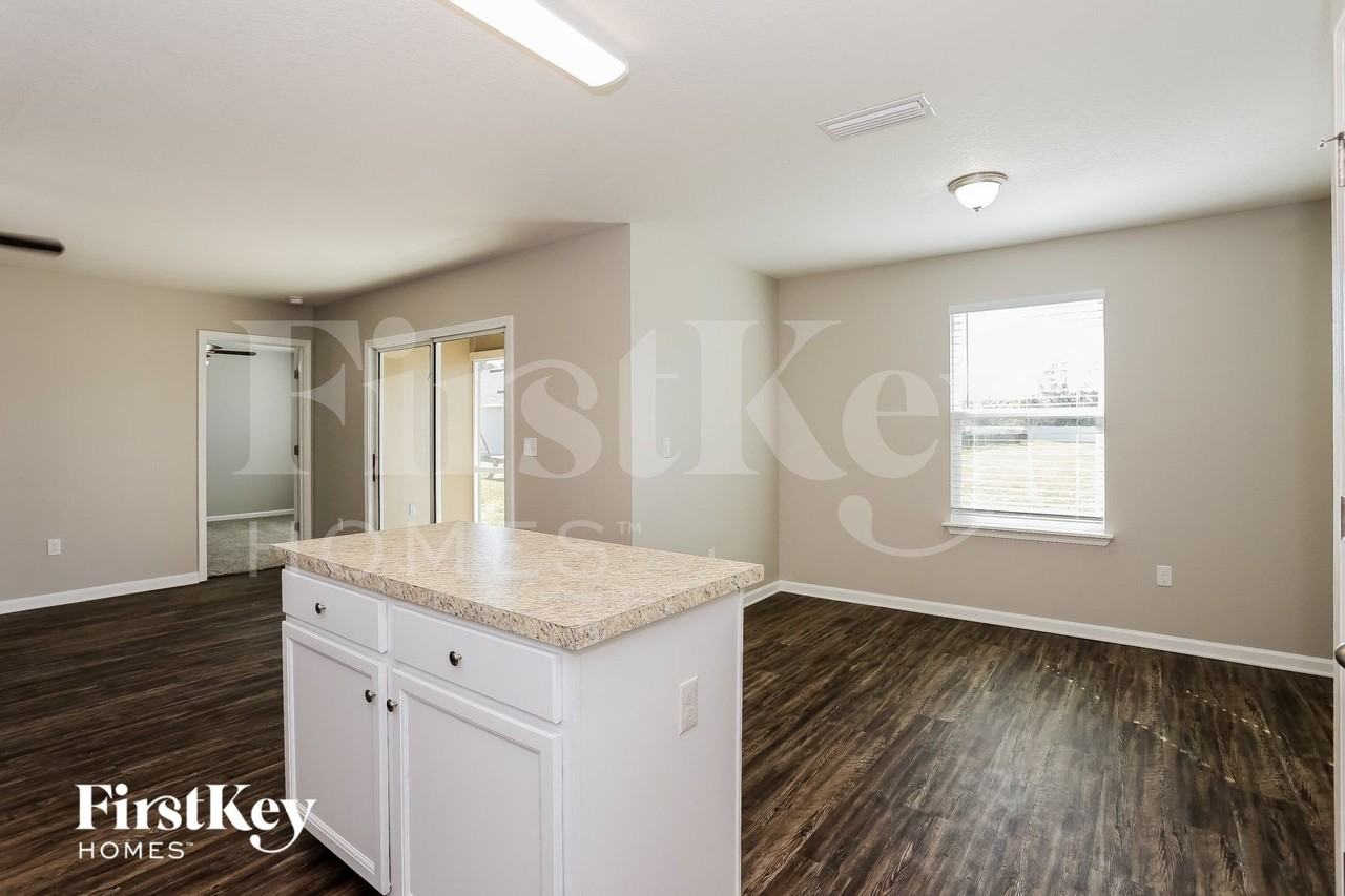 77791 Lumber Creek Blvd - Photo 5 of 15