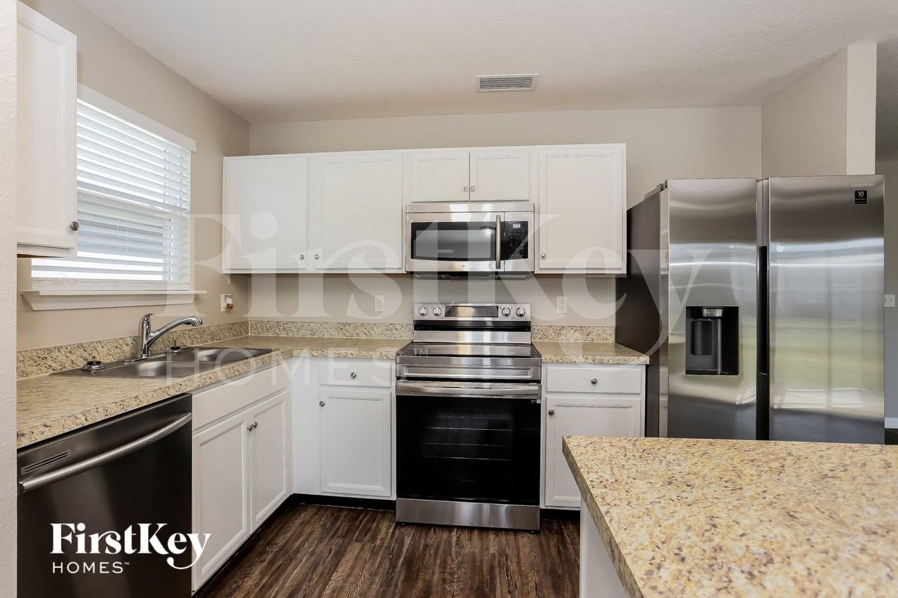 77791 Lumber Creek Blvd - Photo 7 of 15