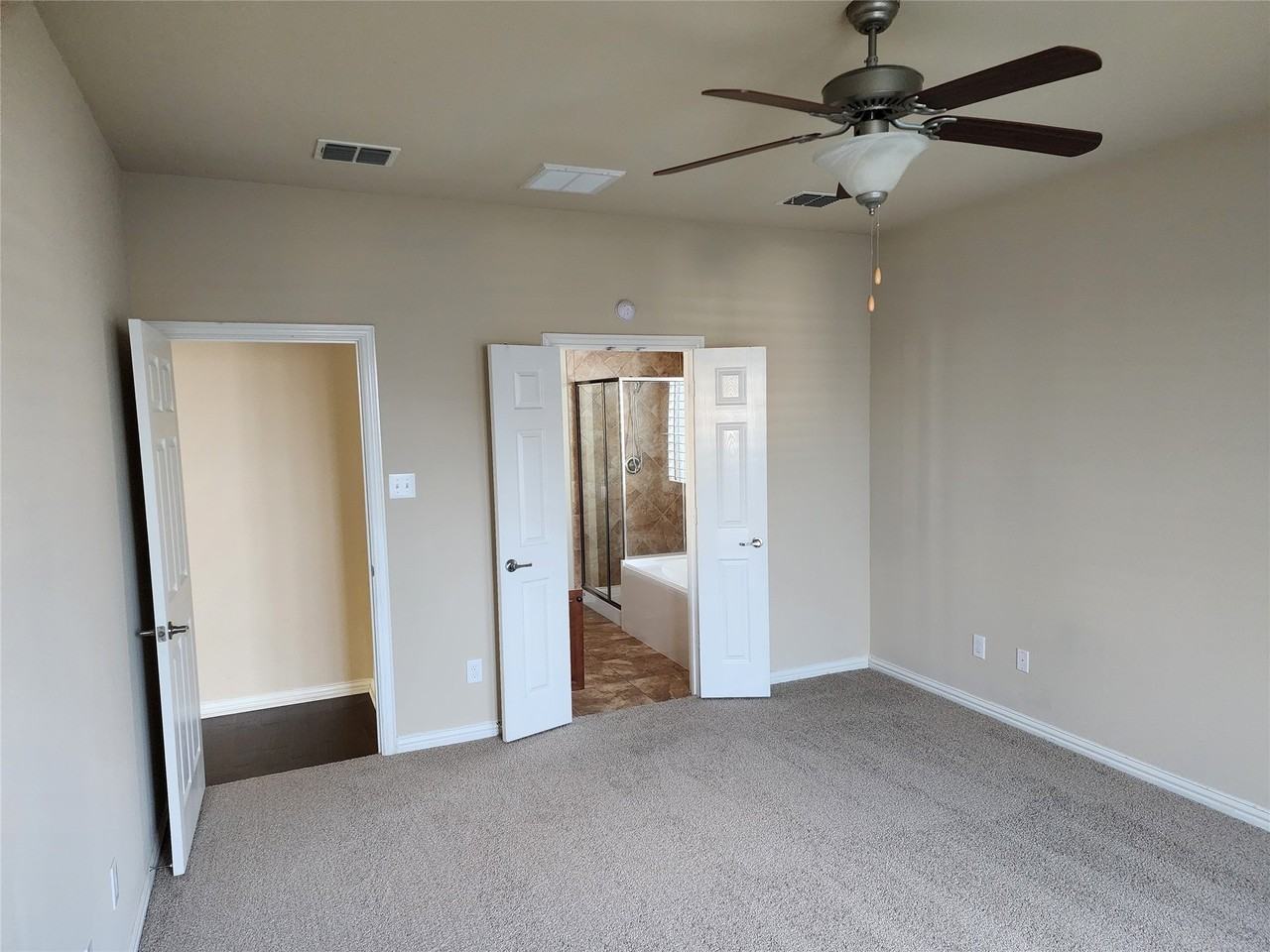 14028 Zippo Way - Photo 7 of 9