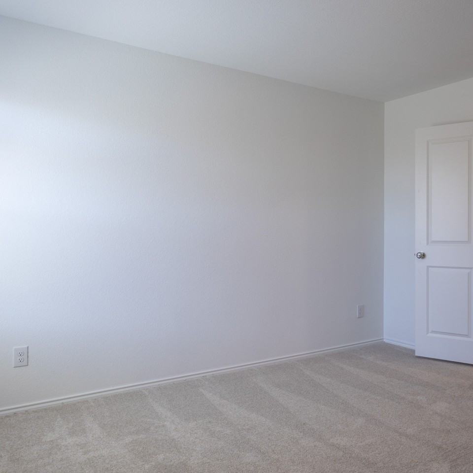 1012 Mountain Laurel Rd - Photo 5 of 18