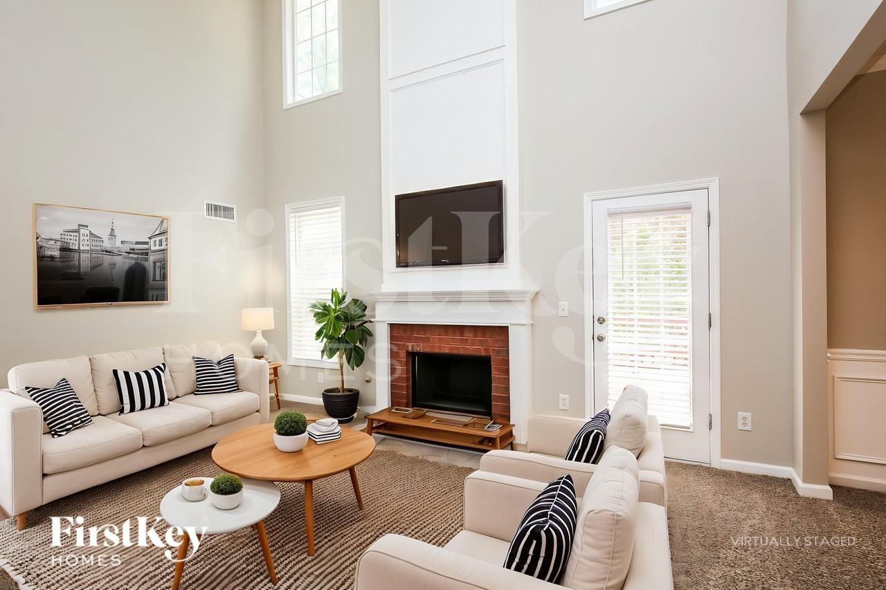 235 Lazy Willow Ln - Photo 3 of 18