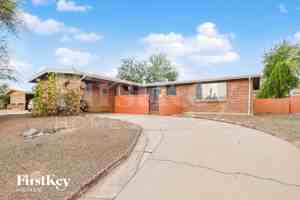 featured image of 8940 E Pine Valley Dr