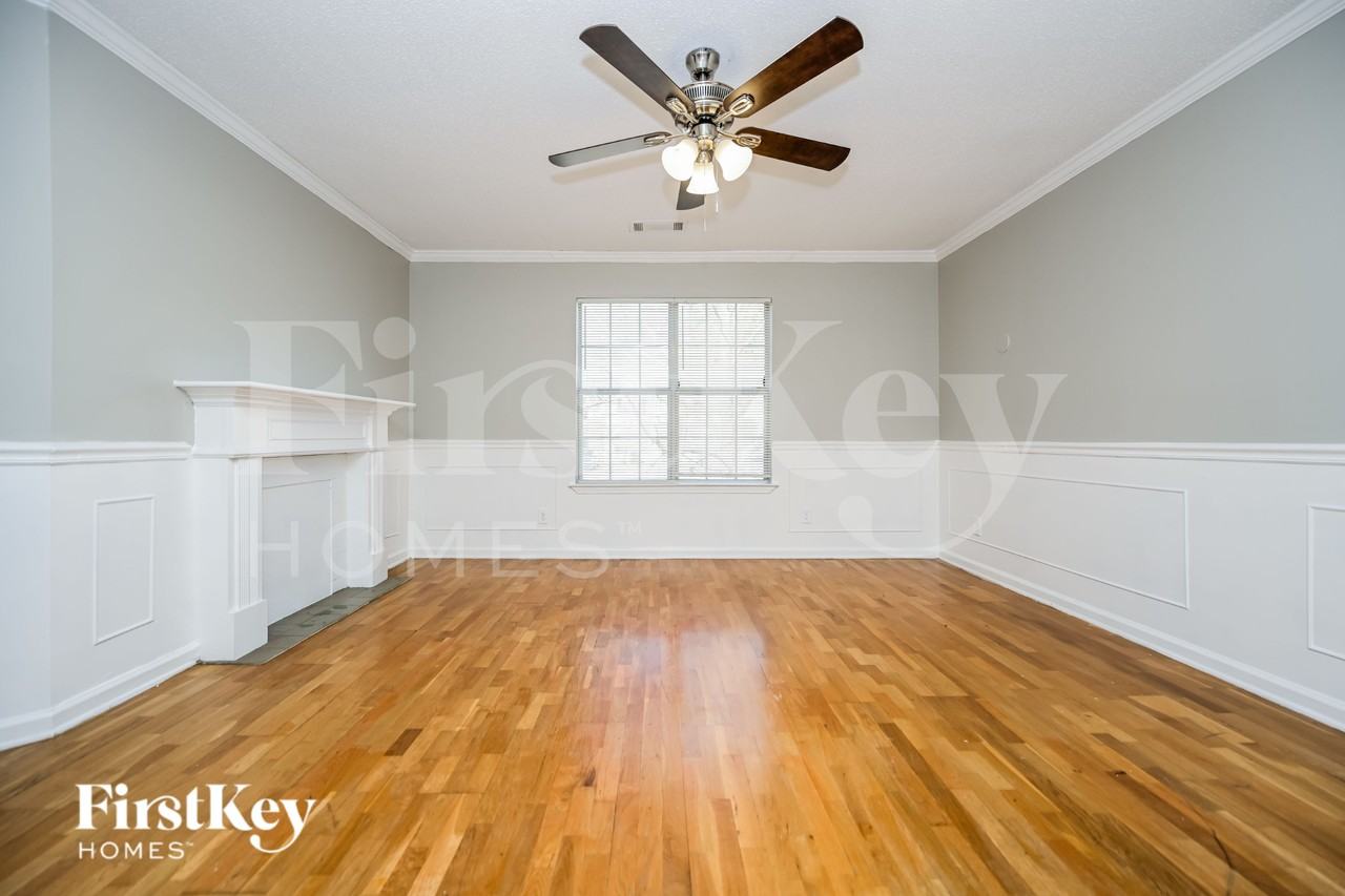 6756 Sunset Hills Blvd - Photo 2 of 16