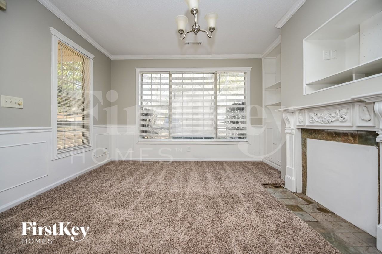 6756 Sunset Hills Blvd - Photo 4 of 16