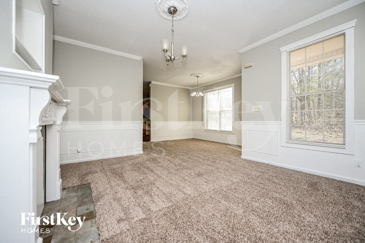 6756 Sunset Hills Blvd - Photo 5 of 16