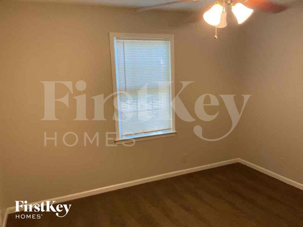 557 Rock Shadow Ct - Photo 6 of 11