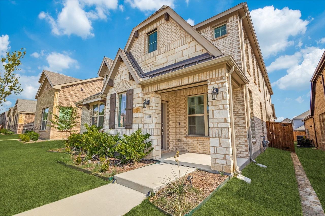1448 Sun Garden Way - Photo 2 of 15
