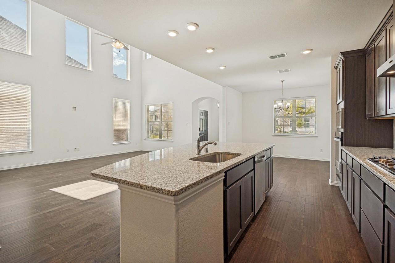 1448 Sun Garden Way - Photo 7 of 15