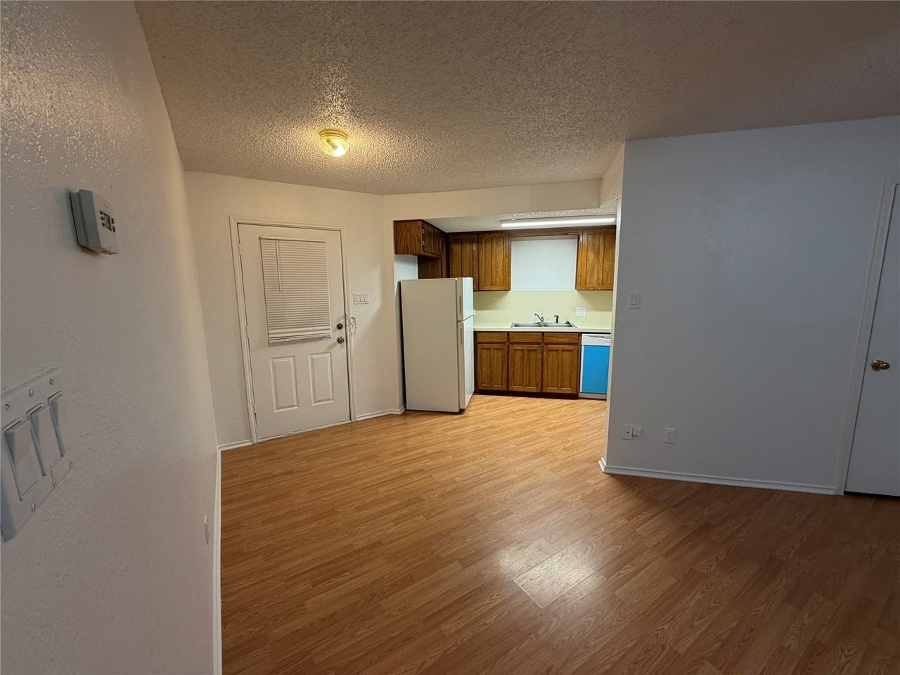 738 Bluebonnet Dr #A - Photo 4 of 6