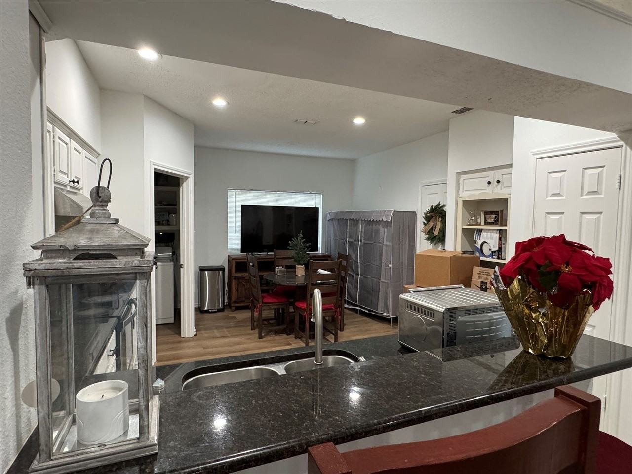 2146 Sword Dr - Photo 6 of 10