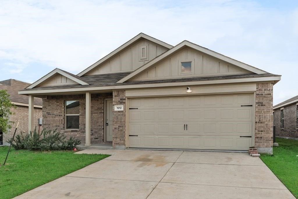 1012 Barkers Pond Ave - Photo 6 of 24
