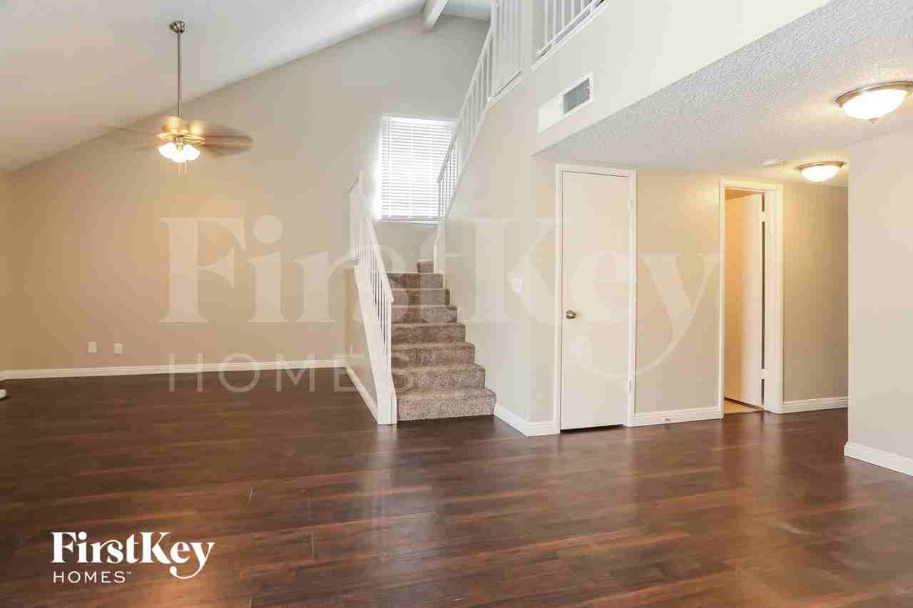 6612 Wheelbarrow Peak Dr - Photo 3 of 15