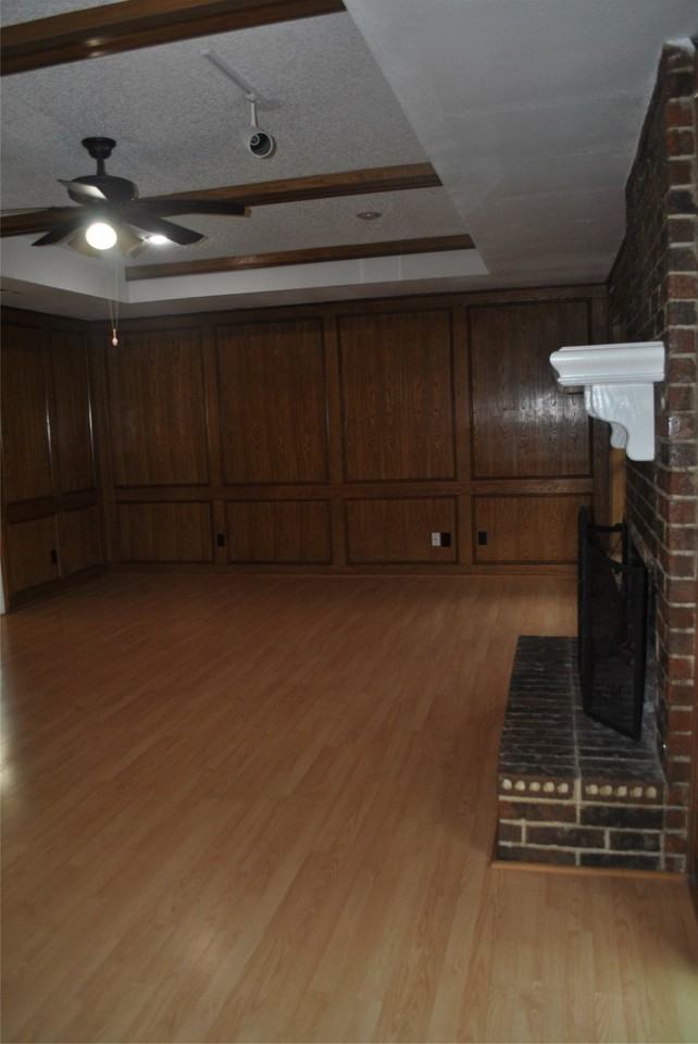 1902 Aspen Dr - Photo 3 of 22