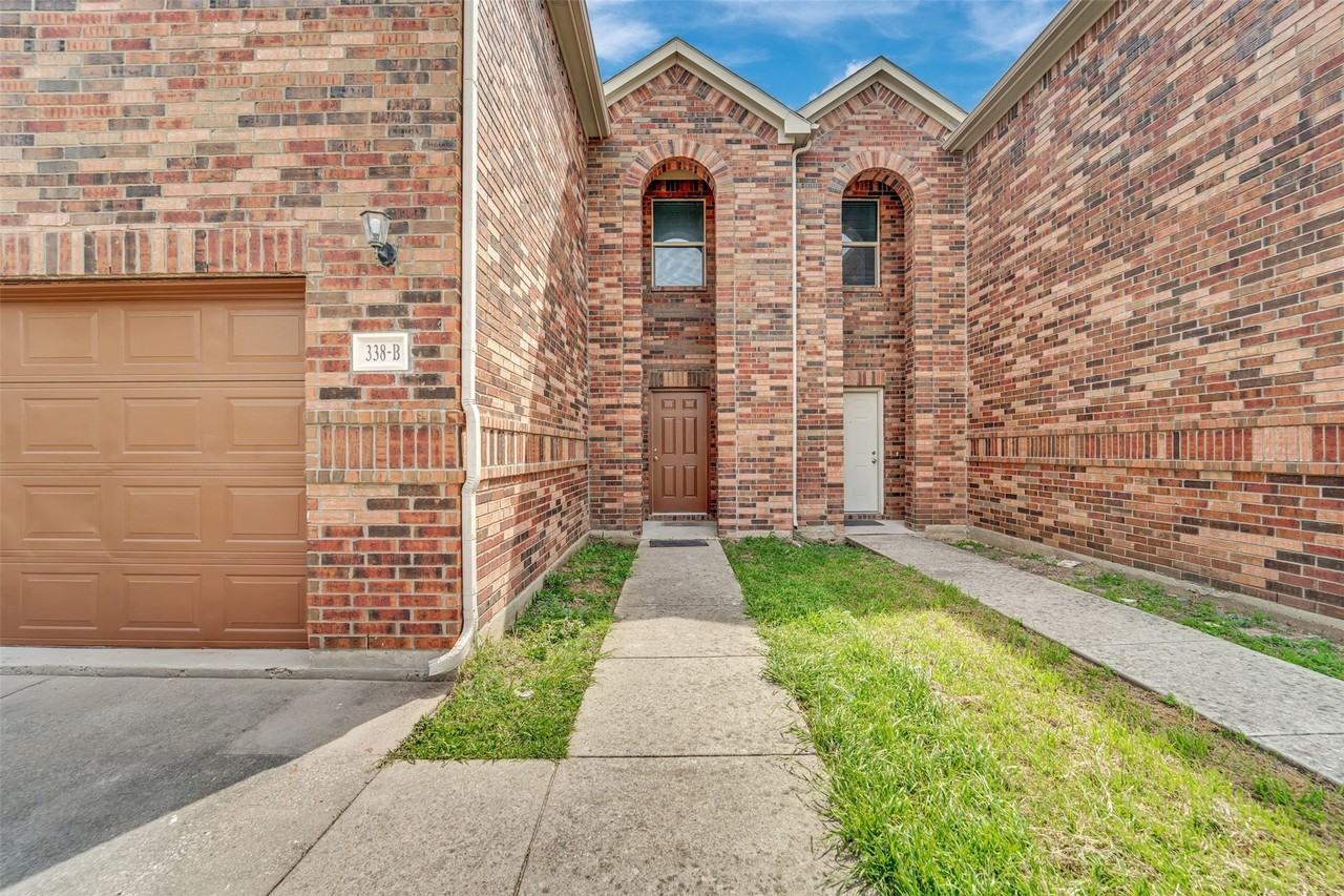 338 Castleridge Dr