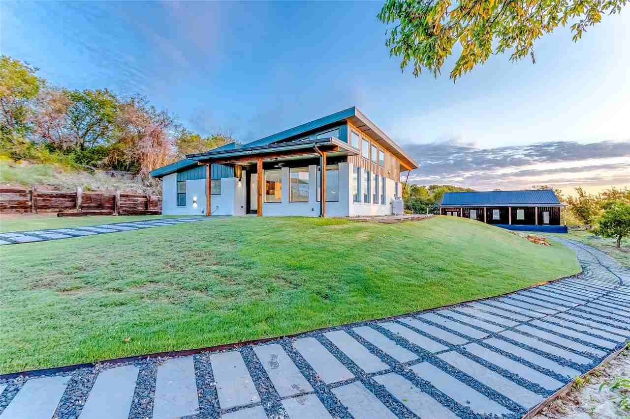 245 Lake House Dr - Photo 6 of 25