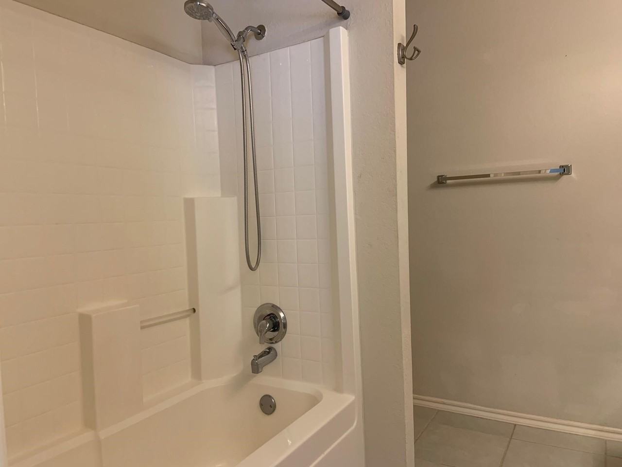 2620 Caprock Rd - Photo 6 of 19