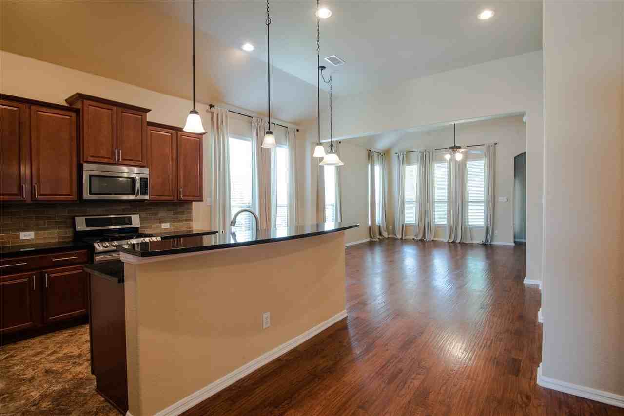 5112 Sweetgum Ct - Photo 3 of 12