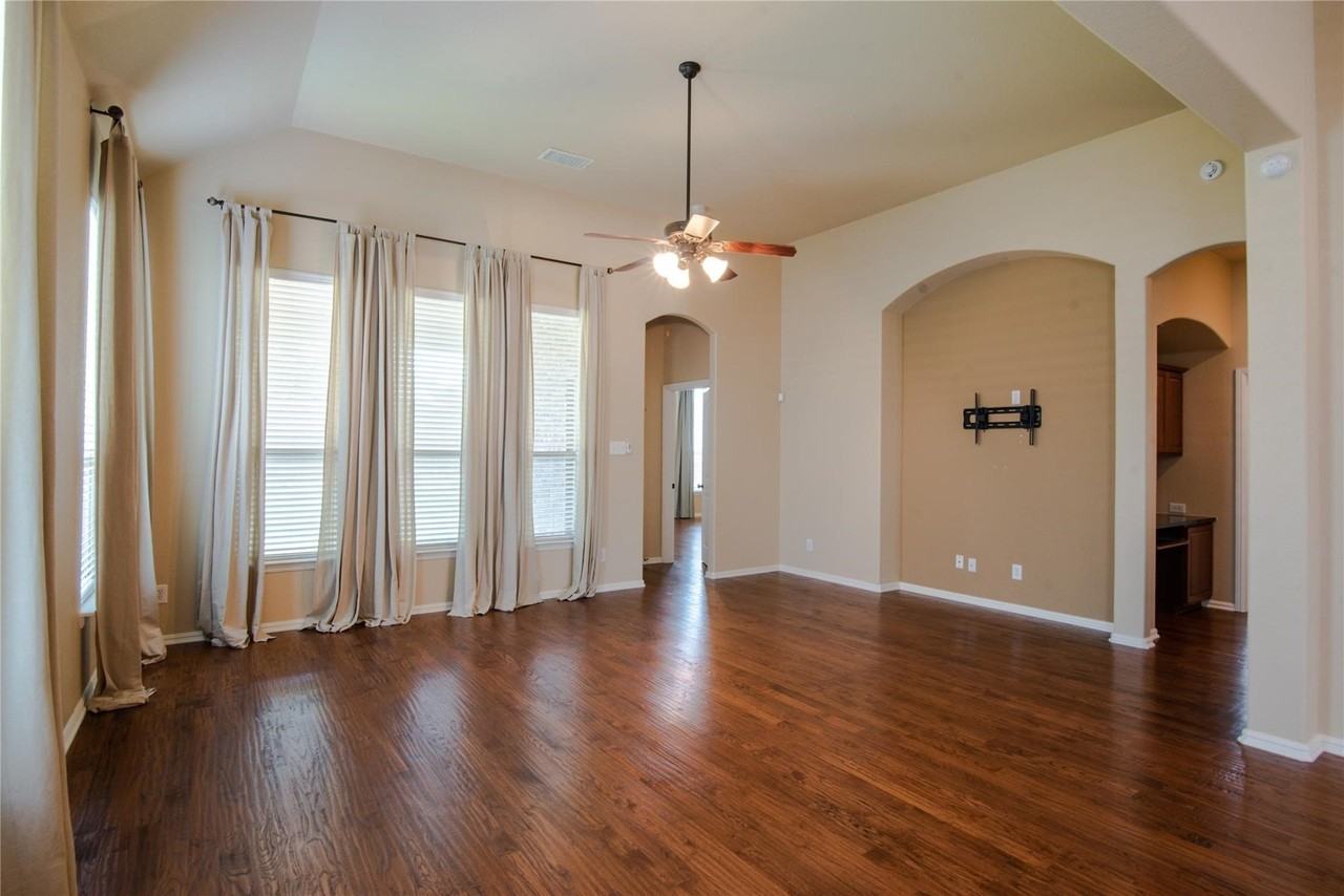 5112 Sweetgum Ct - Photo 6 of 12