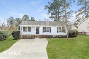 featured image of 425 Kellywood Ct