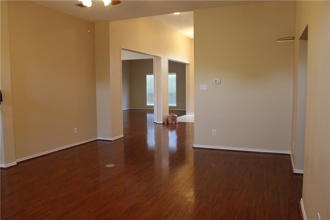 4428 Buchanan Dr - Photo 6 of 22