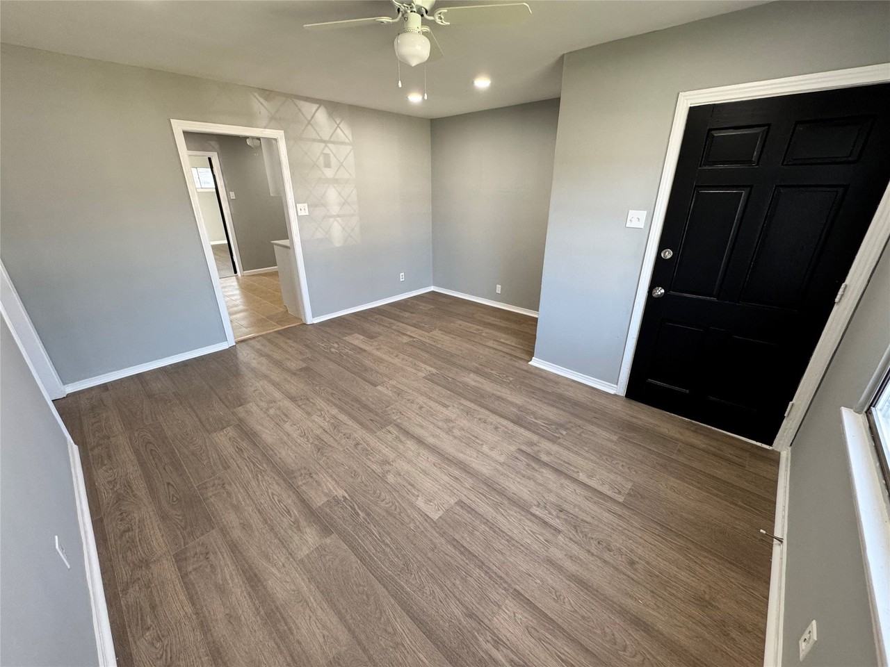 3414 June Dr - Photo 2 of 19