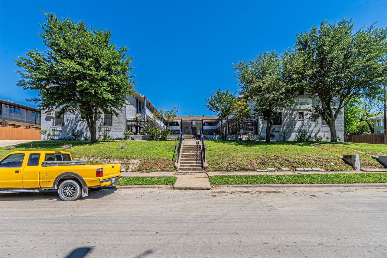 602 N Lancaster Ave