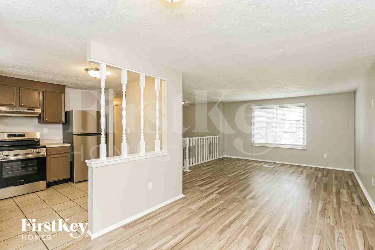 910 Woodlark Dr - Photo 6 of 18