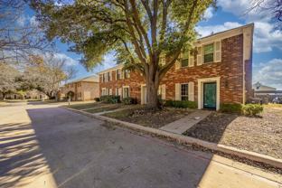 7337 Kingswood Cir - Photo 1 of 1