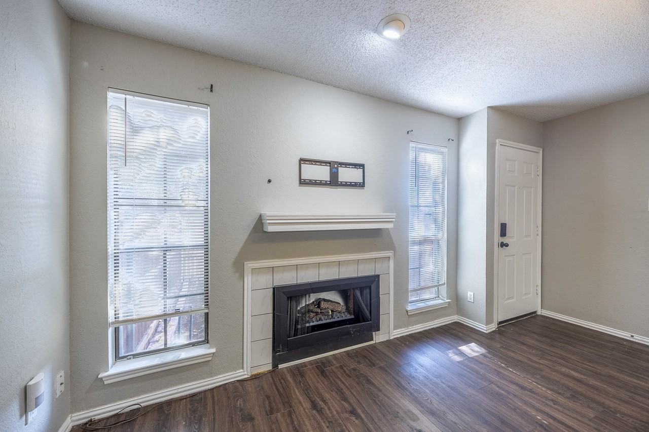 7337 Kingswood Cir - Photo 5 of 23