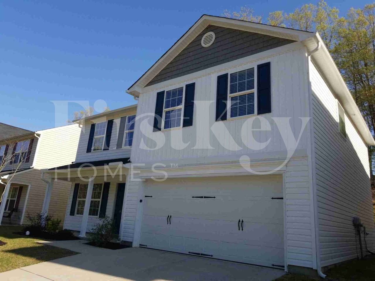 901 Leatherstone Ln - Photo 3 of 32