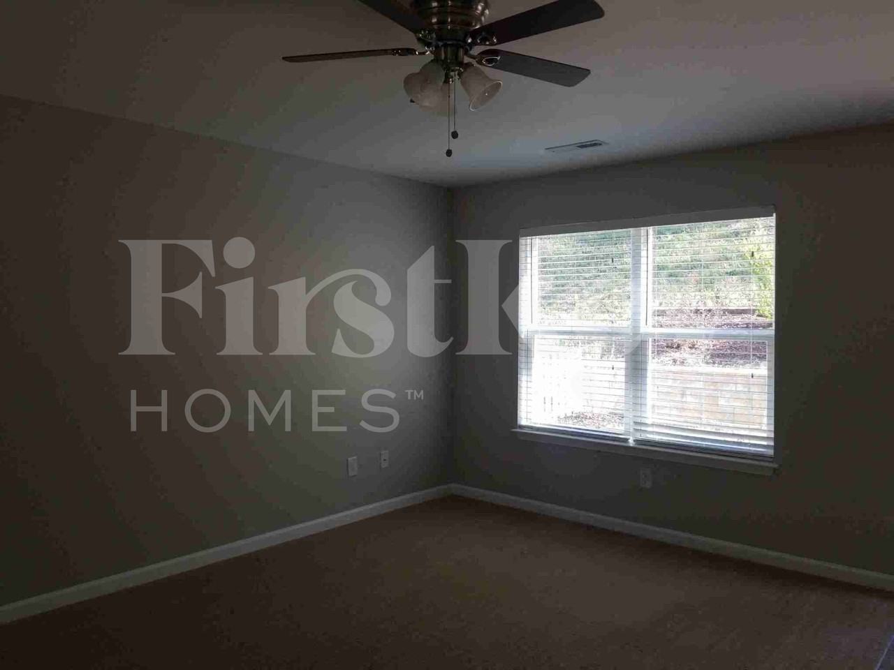 901 Leatherstone Ln - Photo 7 of 32