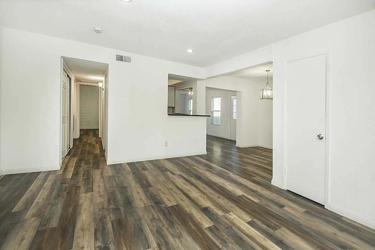 2611 Via Cordova - Photo 6 of 25